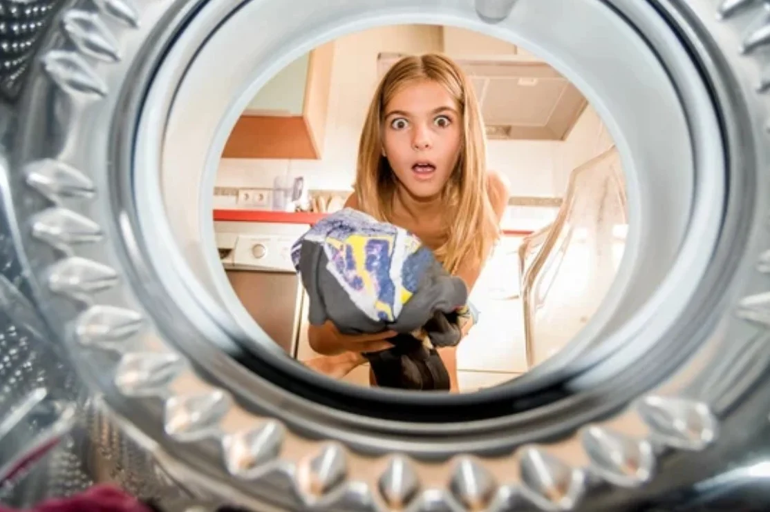 Waschmaschine pumpt nicht ab und brummt – Ursachen und Lösungen