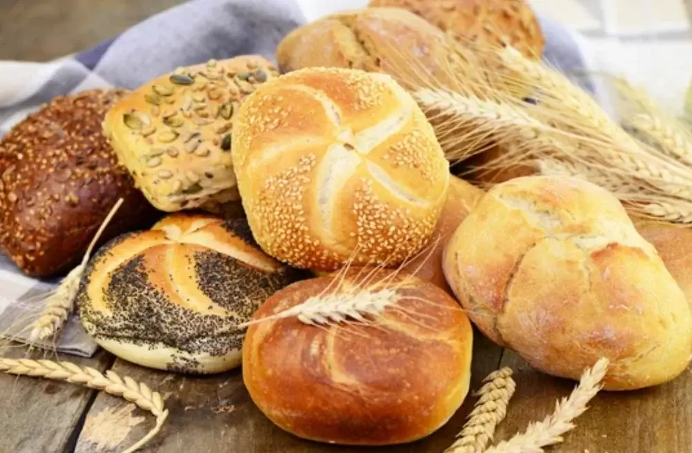 Blitzschnelle Brötchen – Backen ohne Hefe und ohne Wartezeit!